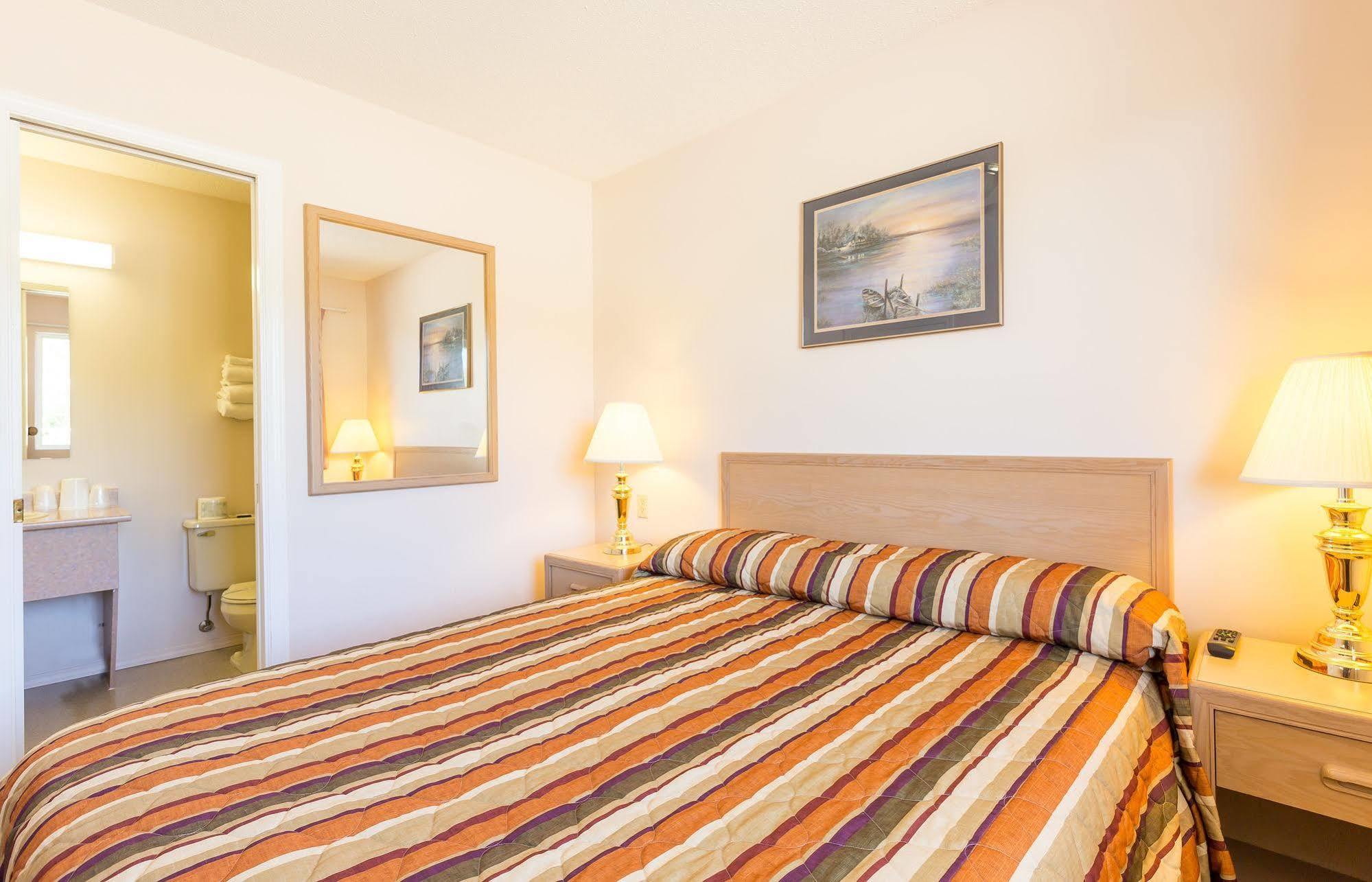 Bon Voyage Inn Prince George Dış mekan fotoğraf
